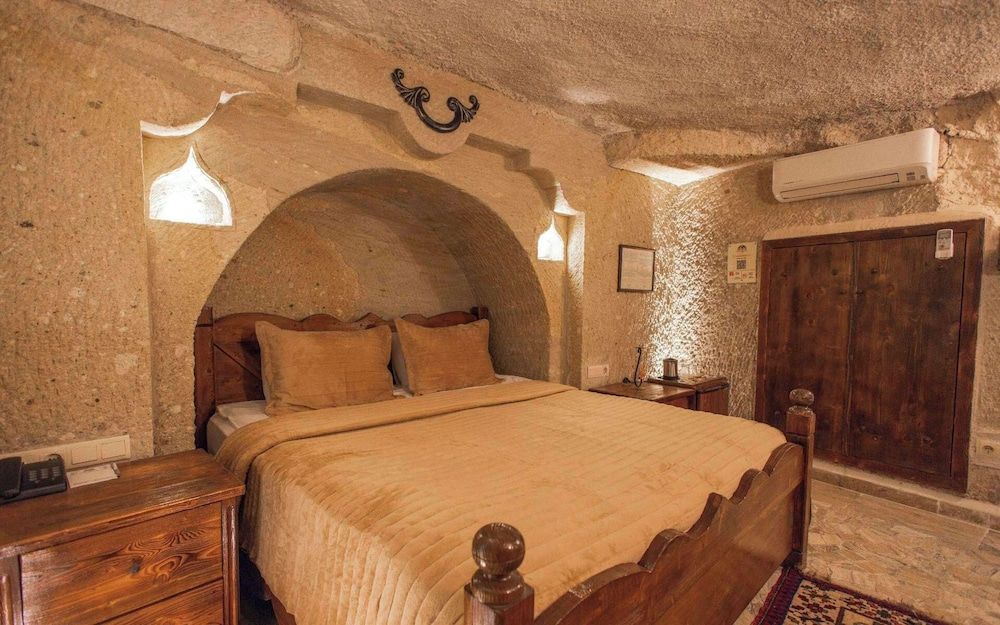 undefined Maccan Cave Hotel 4