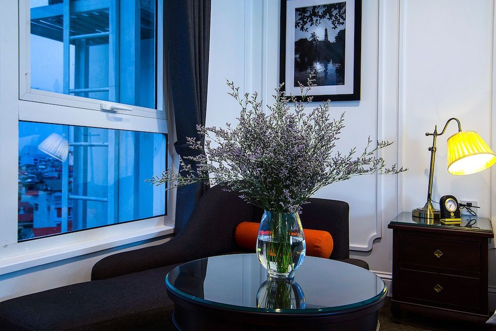 New Era Hotel and Villa Luxury Studio Suite, 1 King Bed, Pool Access, City View 4