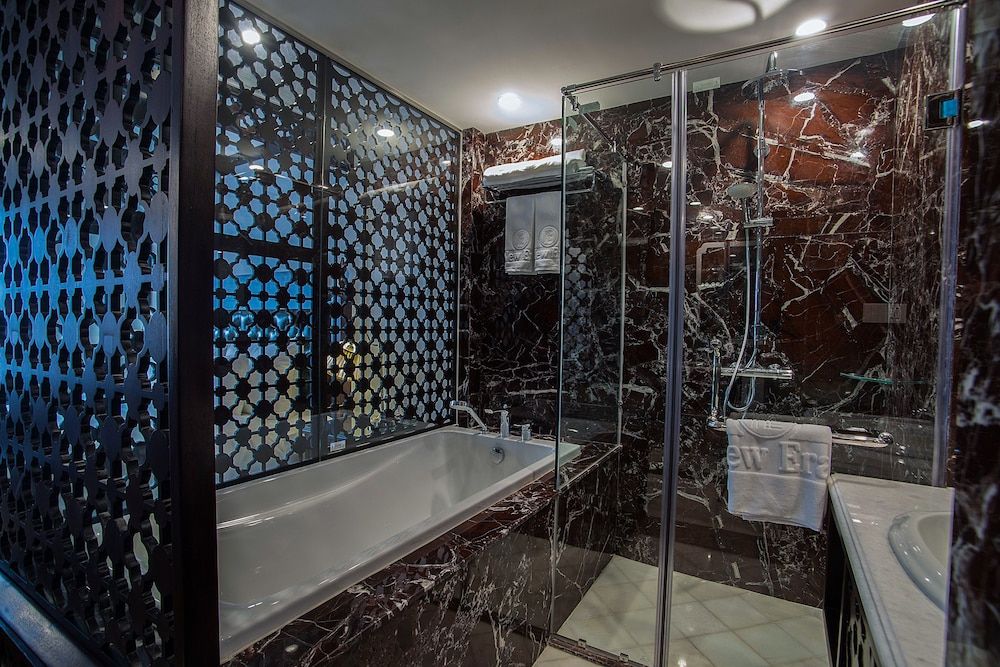 New Era Hotel and Villa Luxury Studio Suite, 1 King Bed, Pool Access, City View 5