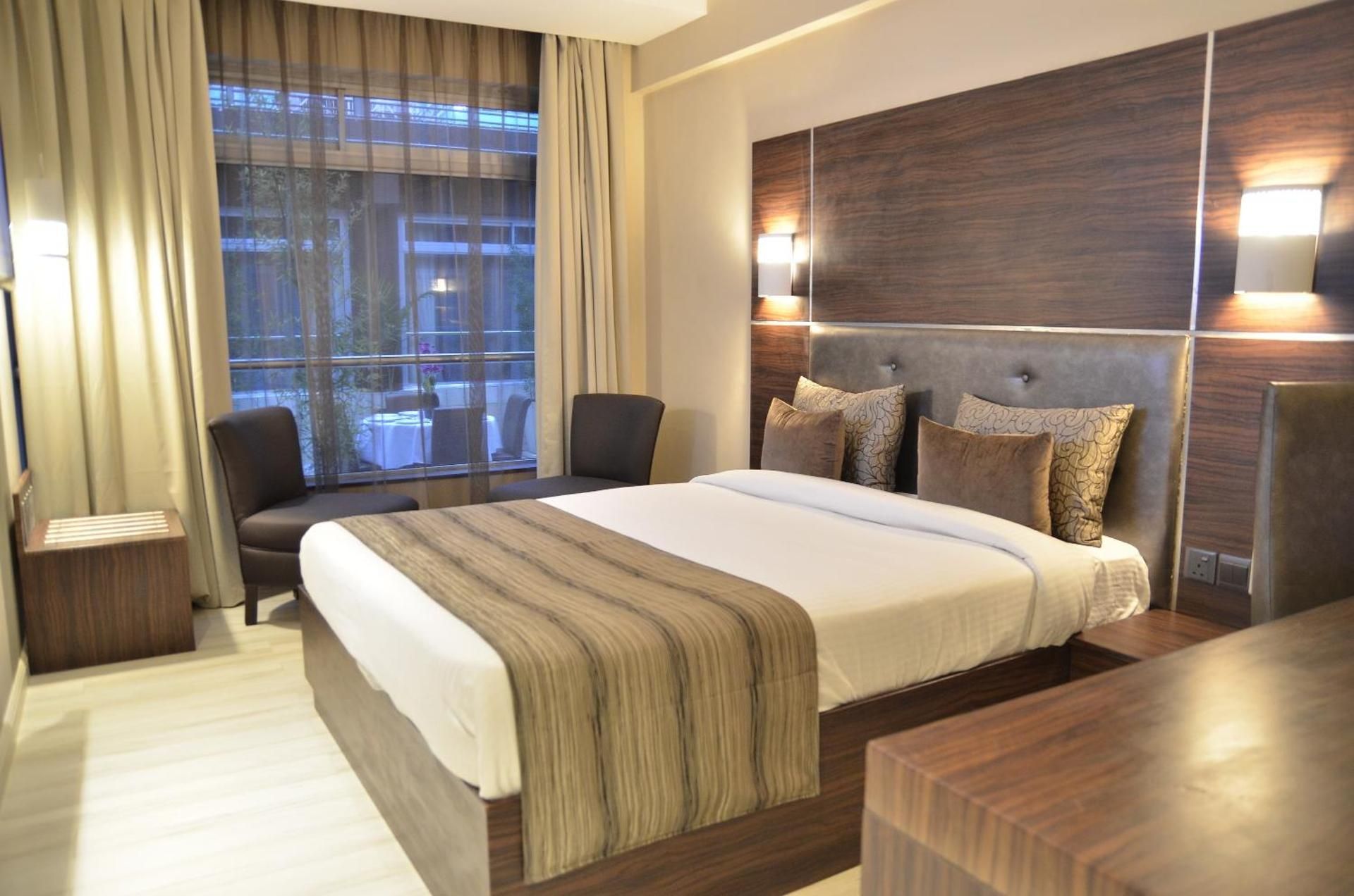 undefined Cloud Hotel & Suites 5