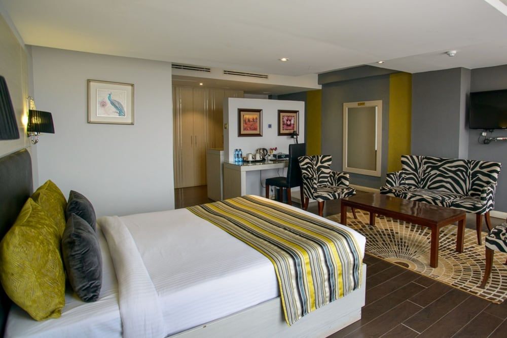 undefined Cloud Hotel & Suites