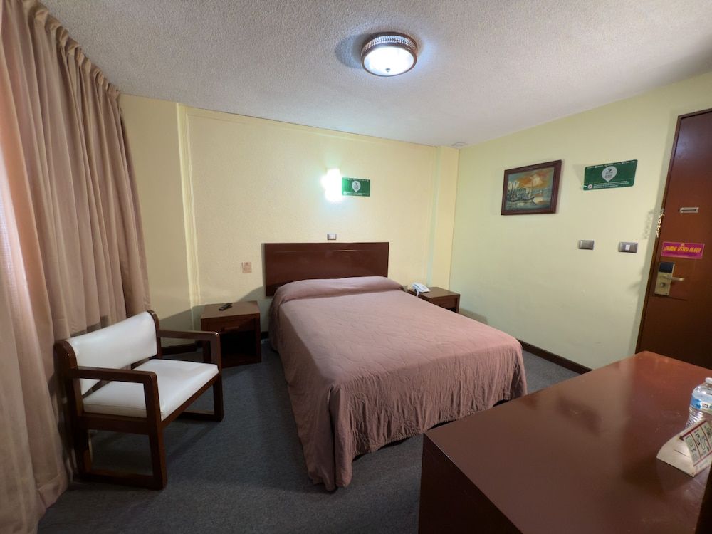 Hotel María Victoria Standard Double Room 8