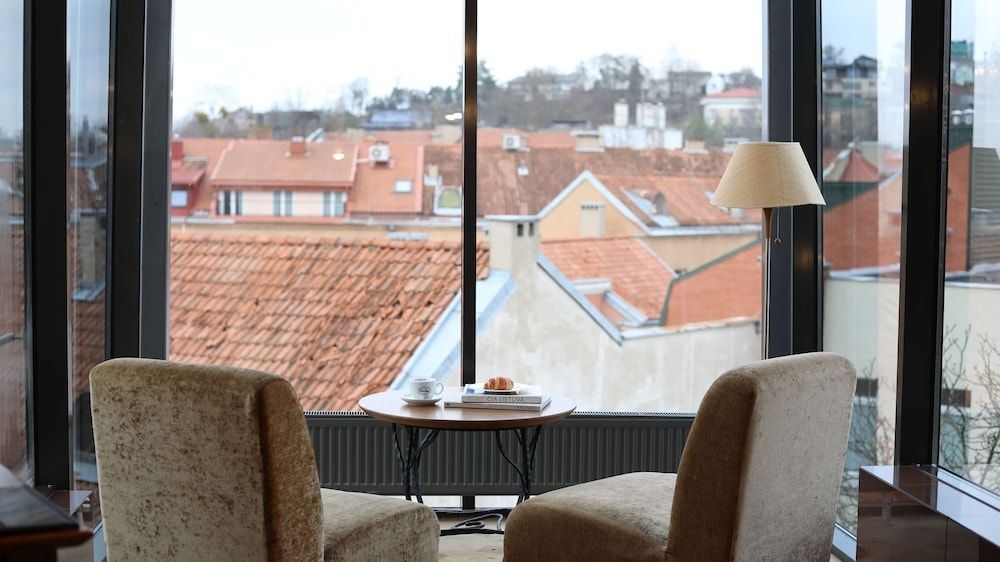 Best Western Santakos Hotel Suite, 1 King Bed 6