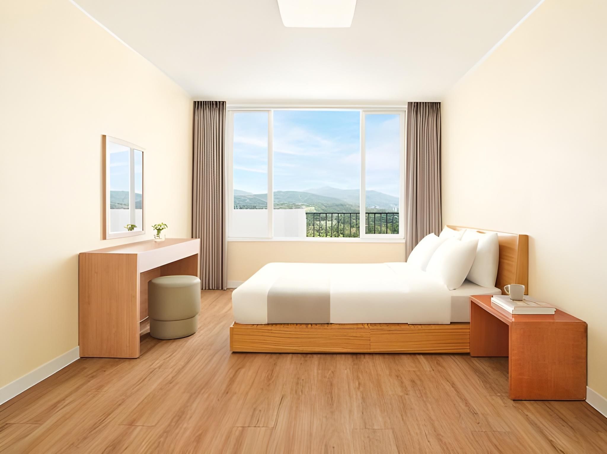 ETON Deluxe-No Kitchen