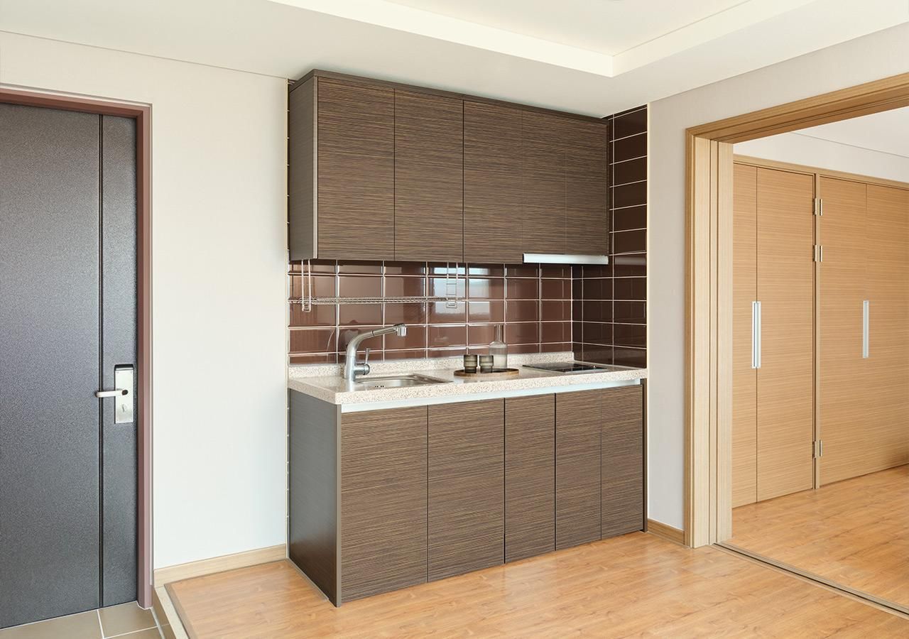 ETON Deluxe-No Kitchen