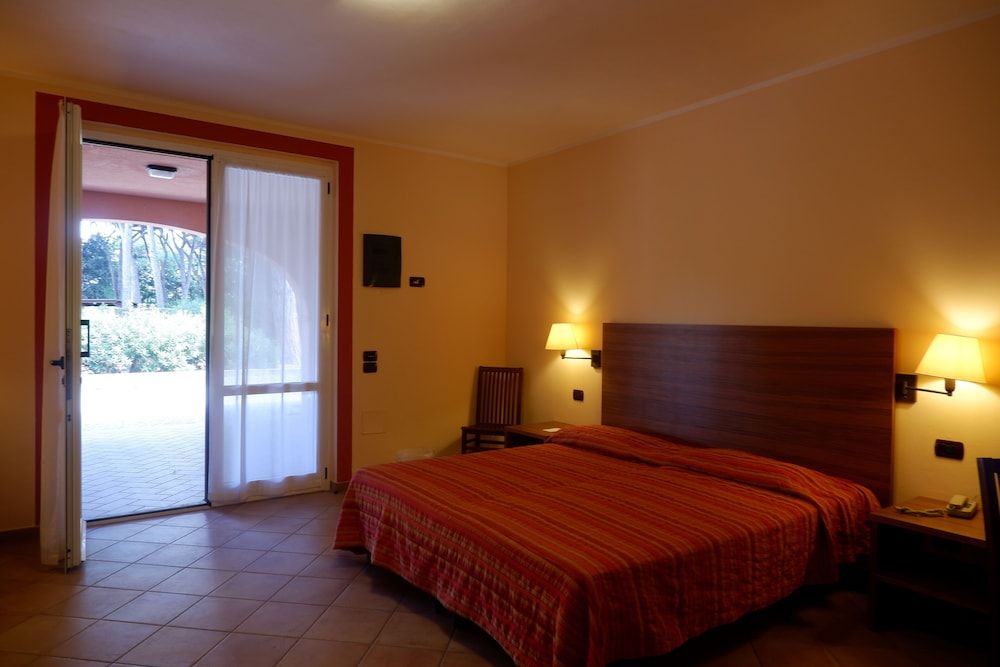 Standard Quadruple Room, Balcony, Garden View
