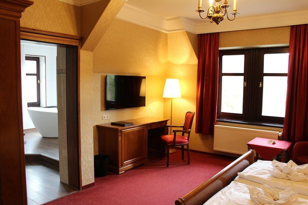 Schlosshotel Stecklenberg Double Room 12