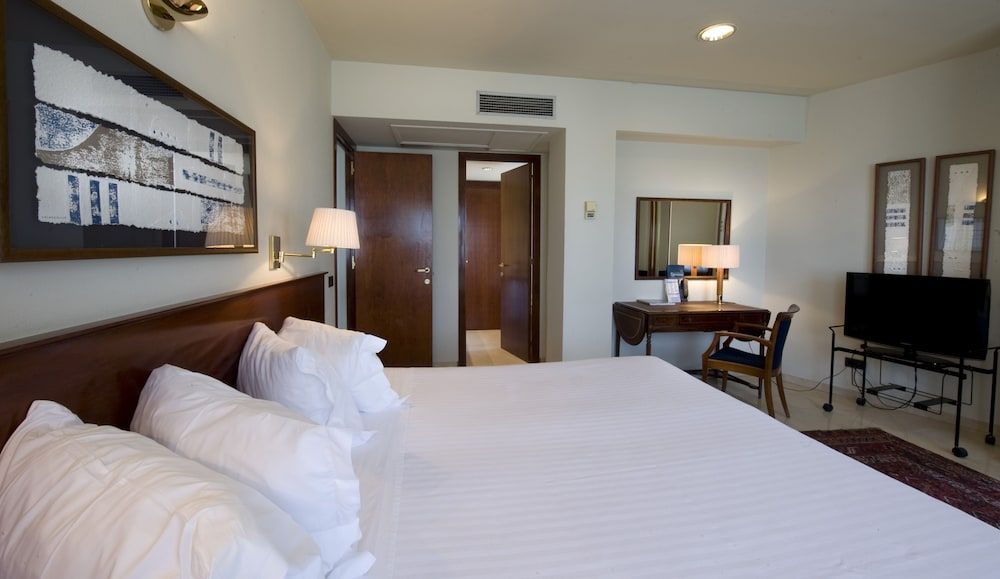 Gran Hotel Rey Don Jaime Executive Double Room Single Use 4