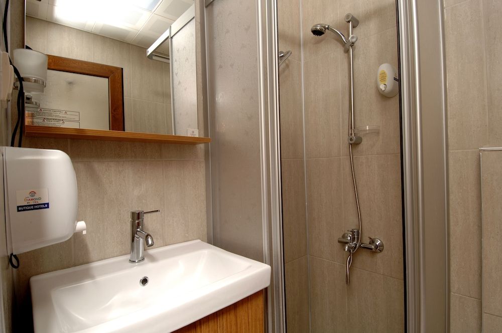 Lara Diamond Hotel Standard Room 4