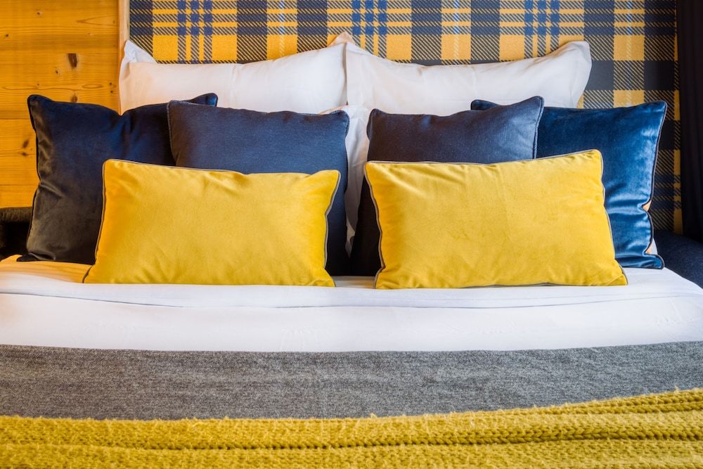 Mamie Megève Room (La Bonbonniere) 2