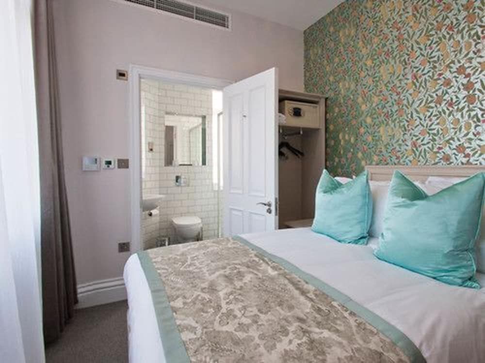 W12 Rooms Standard Double Room 3