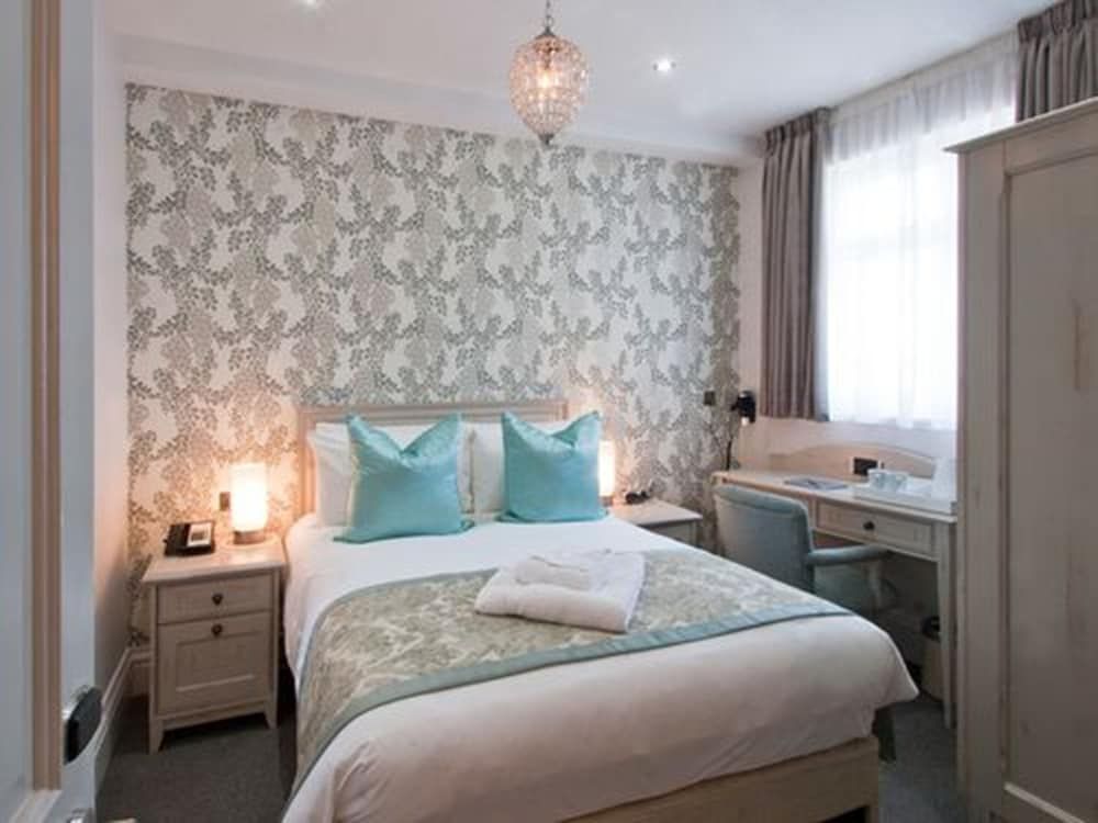 W12 Rooms Standard Double Room 5