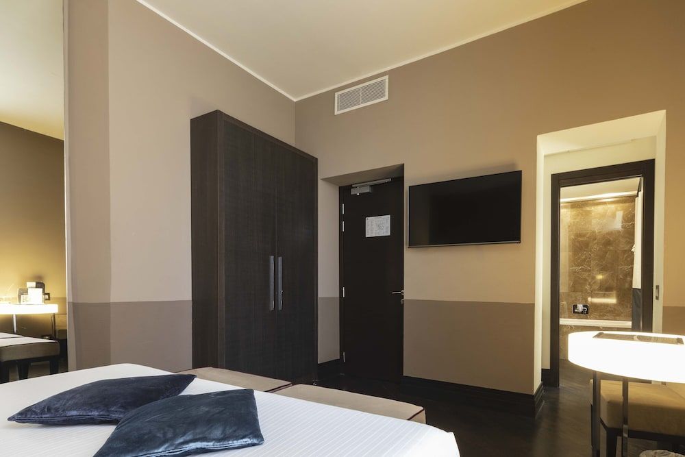 Rome Times Hotel Classic Double or Twin Room 7