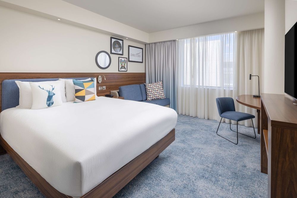 Room, 1 Queen Bed with Sofa bed