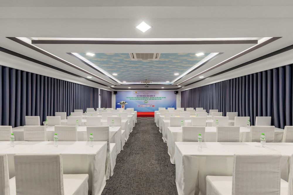 undefined Kay Hotel Danang - Near Dragon Bridge 7