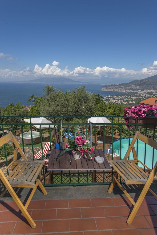 Il Casale Sorrento Double Room, Balcony, Sea View 4
