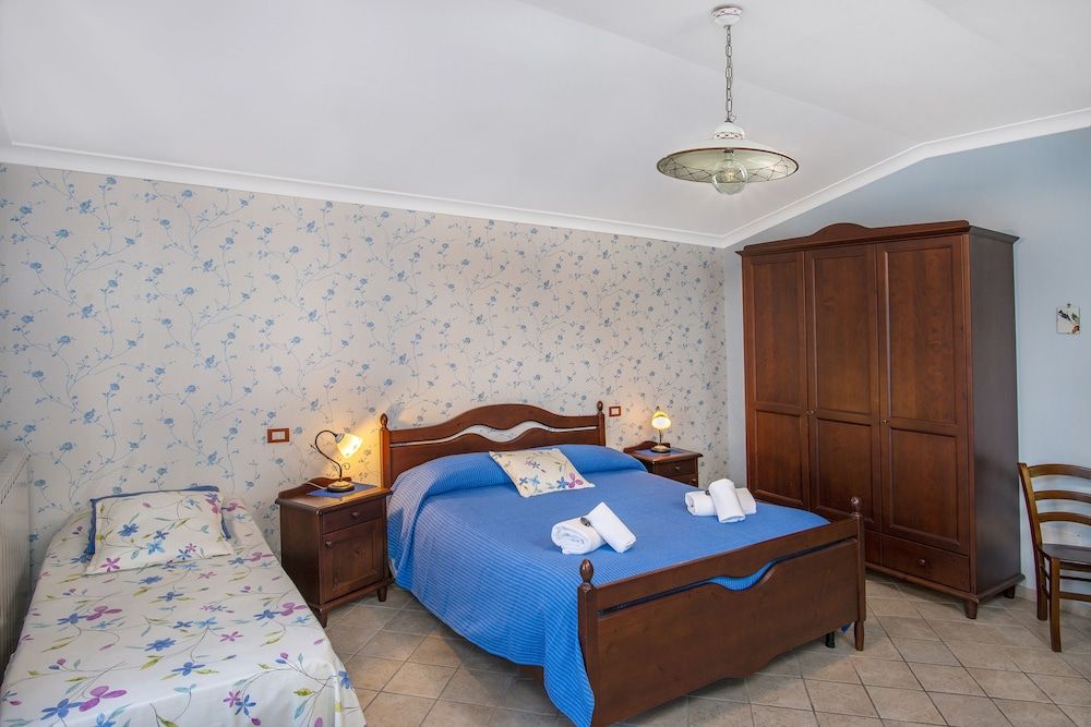 Il Casale Sorrento Quadruple Room, Balcony, Sea View 5