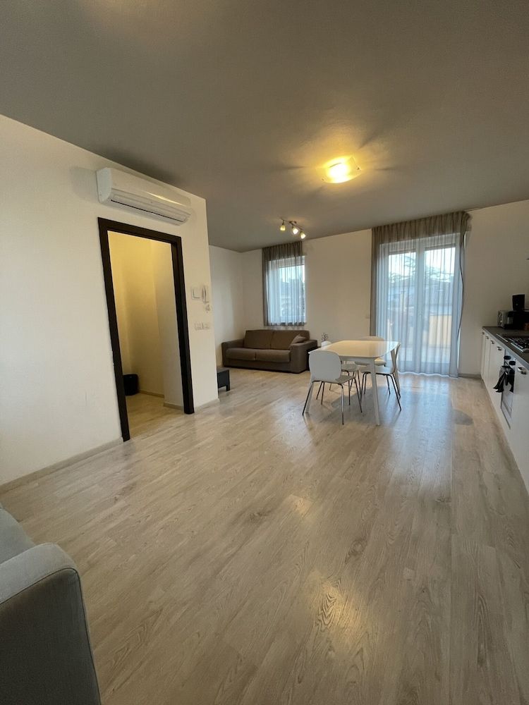 Urban Homy Gorizia Deluxe Apartment, 2 Bedrooms 3