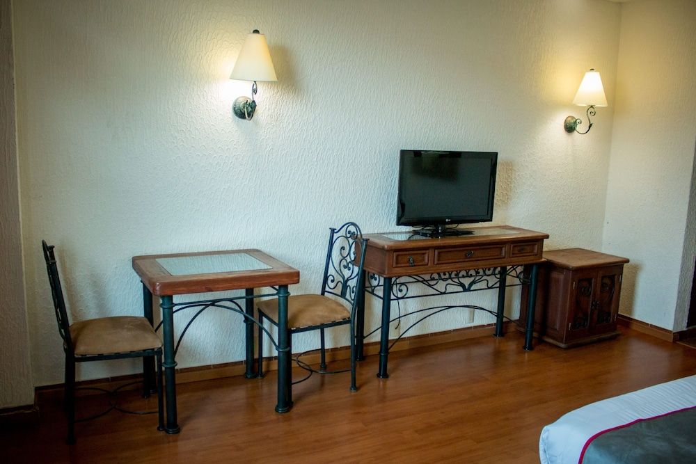 Hotel Quinta Antigua Superior Room 2