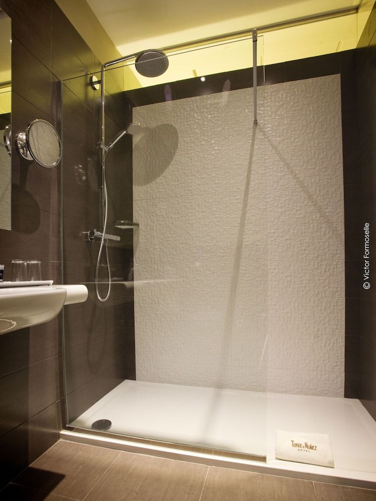 Hotel Torre de Nuñez Twin Room 11