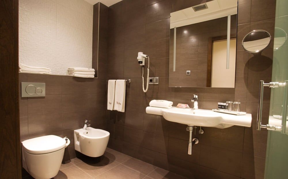 Hotel Torre de Nuñez Twin Room 9