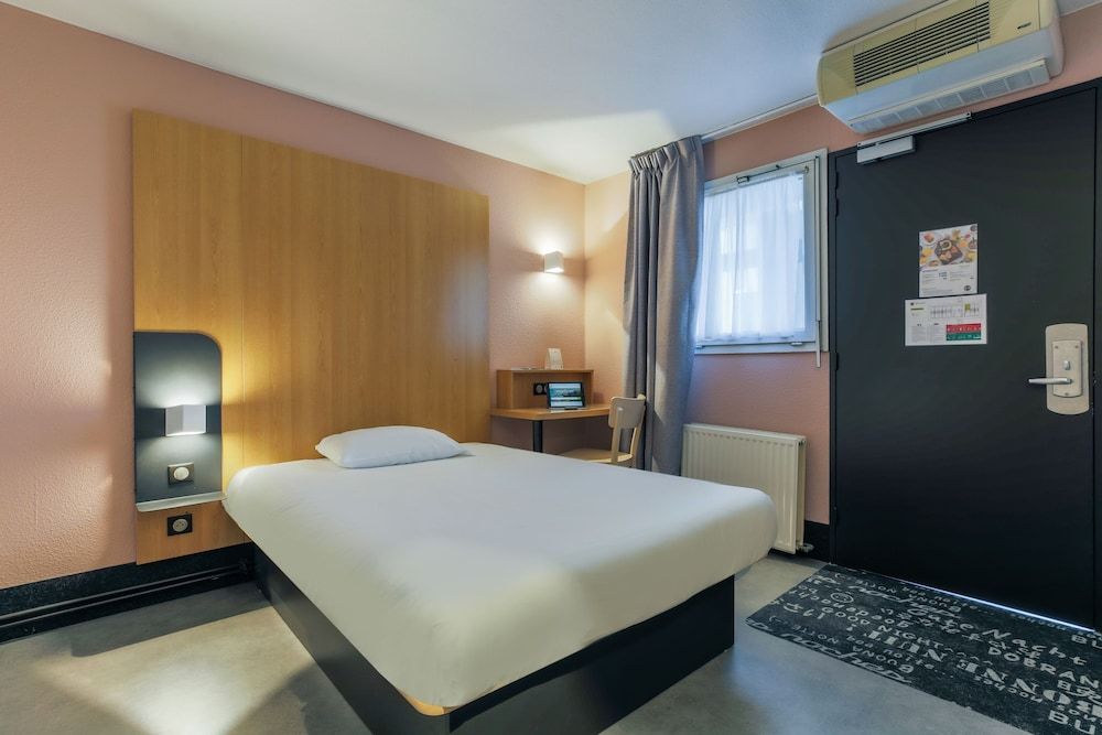 B&B HOTEL Metz Augny Double Room, Accessible, Non Smoking 2