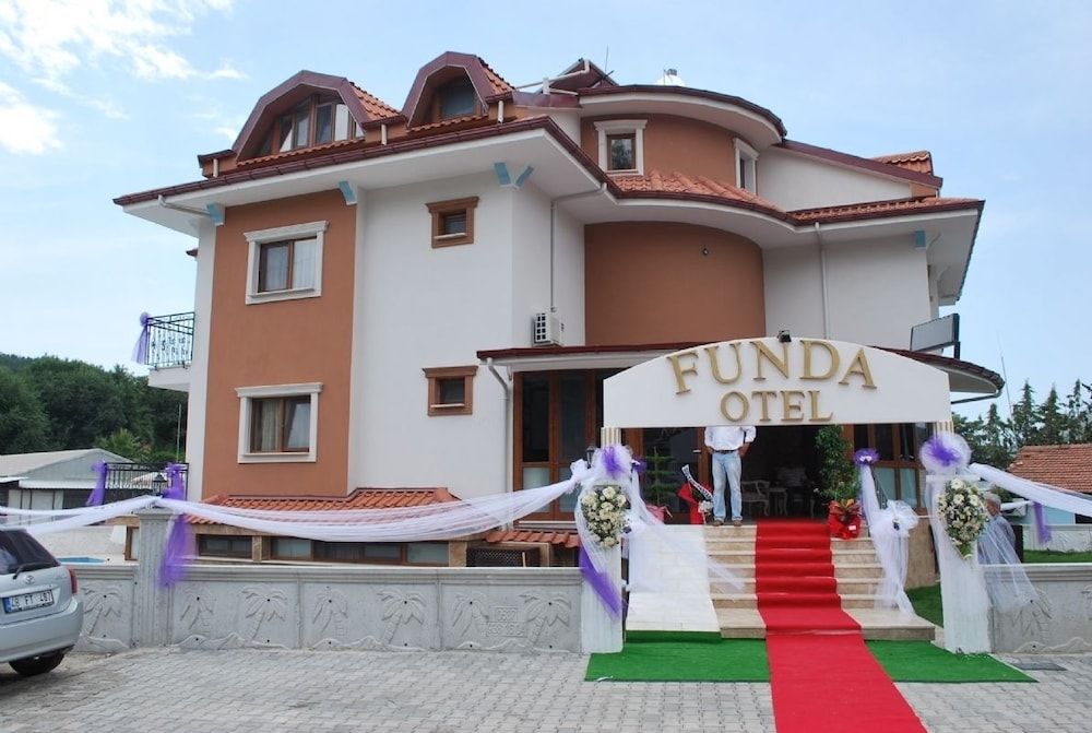undefined Funda Otel Gocek 3