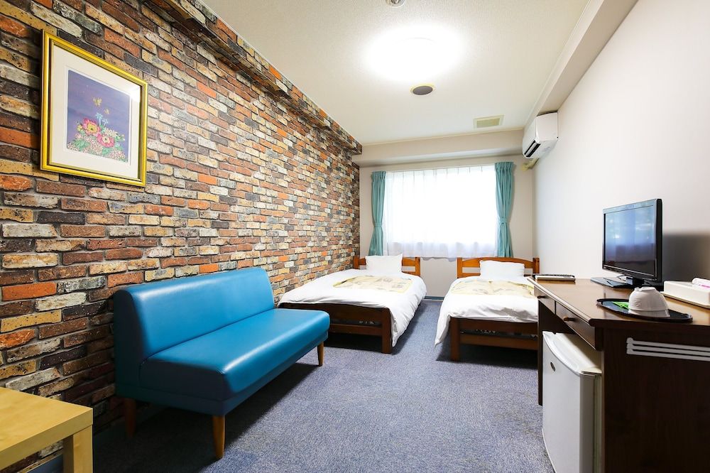 Grampus Resort Shirahama Twin Room, Non Smoking 2