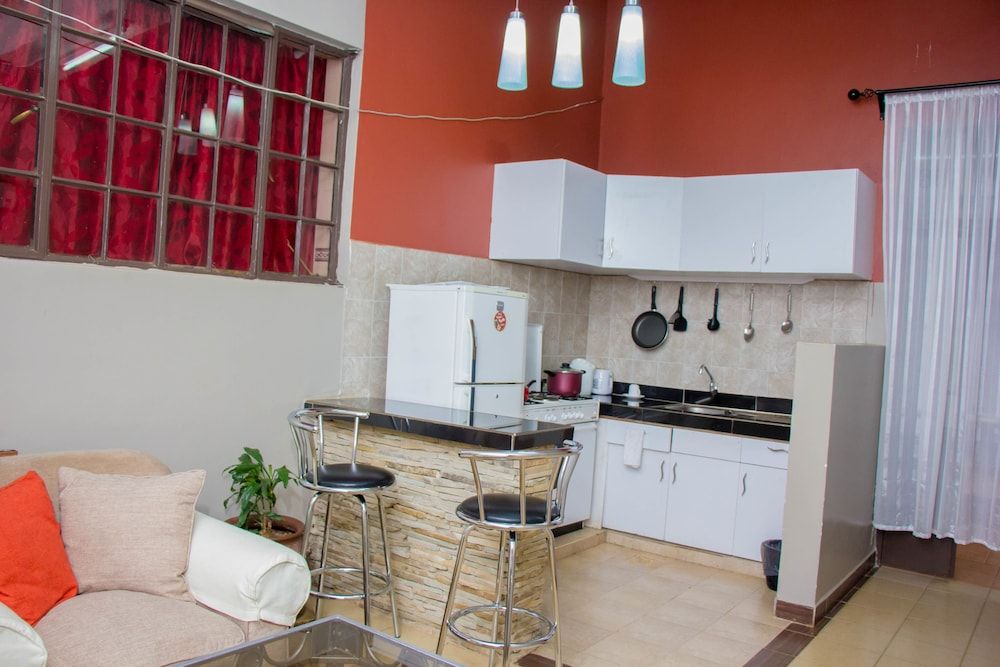 Karen Inn and Suites Deluxe Double Room 7