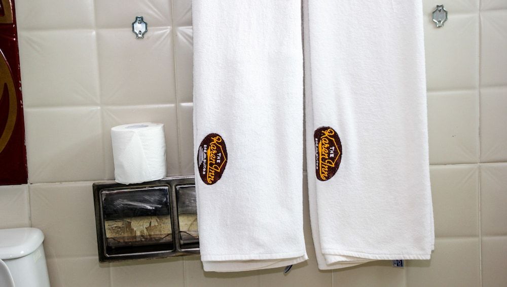 Karen Inn and Suites Deluxe Double Room 25