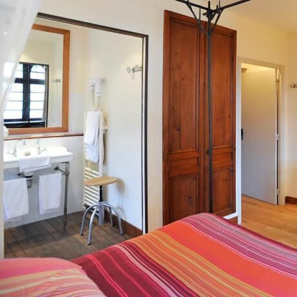 Double Room, Jetted Tub