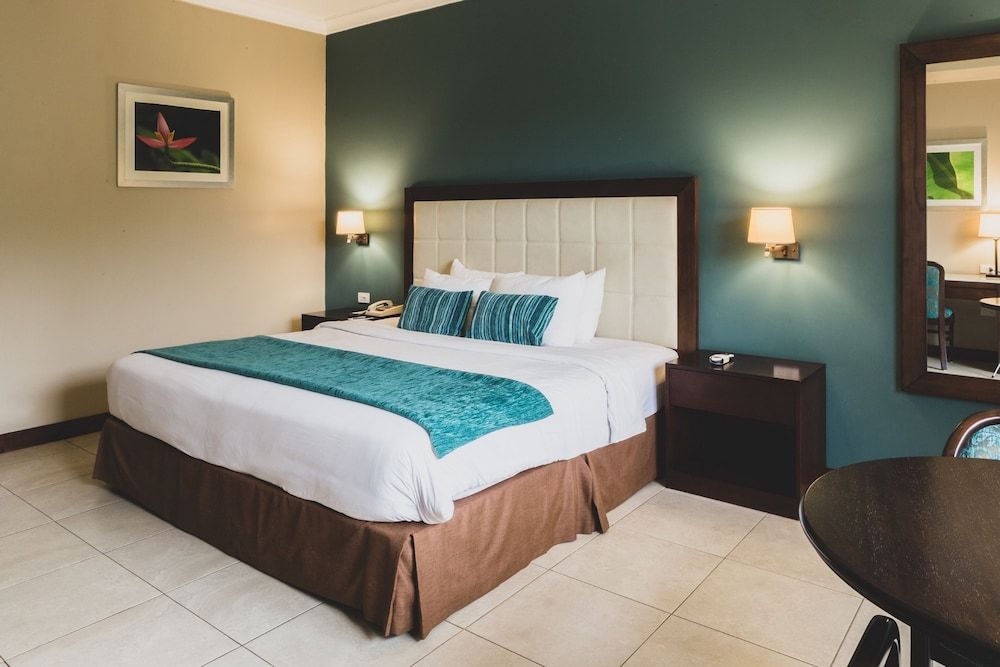 Oro Verde Machala Deluxe Room 3