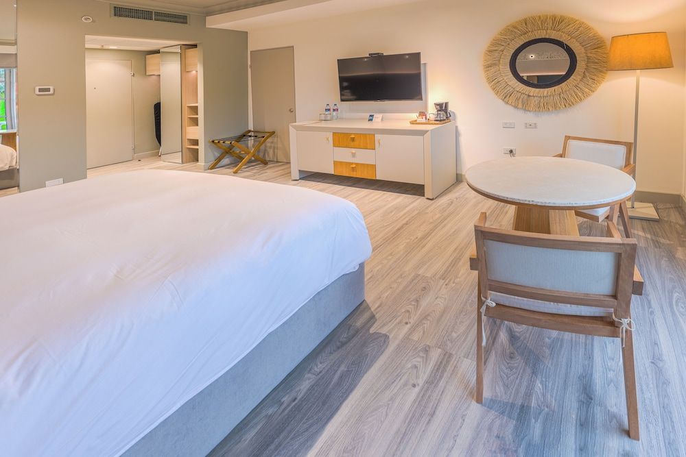 Oro Verde Machala Deluxe Room 5