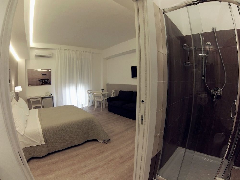 B&B Medinblu Luxury Quadruple Room 4