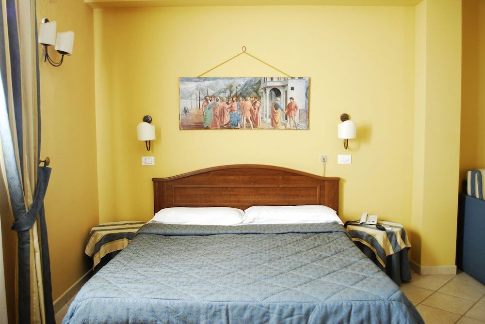 Greta Rooms Hotel Superior Quadruple Room 2