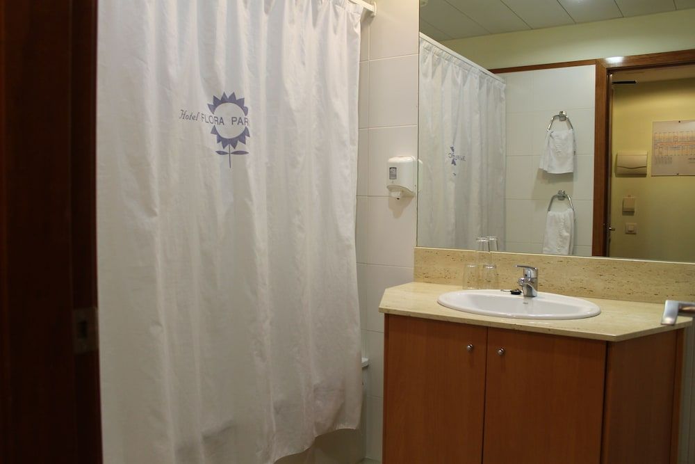 Hotel Flora Parc Double Room 5