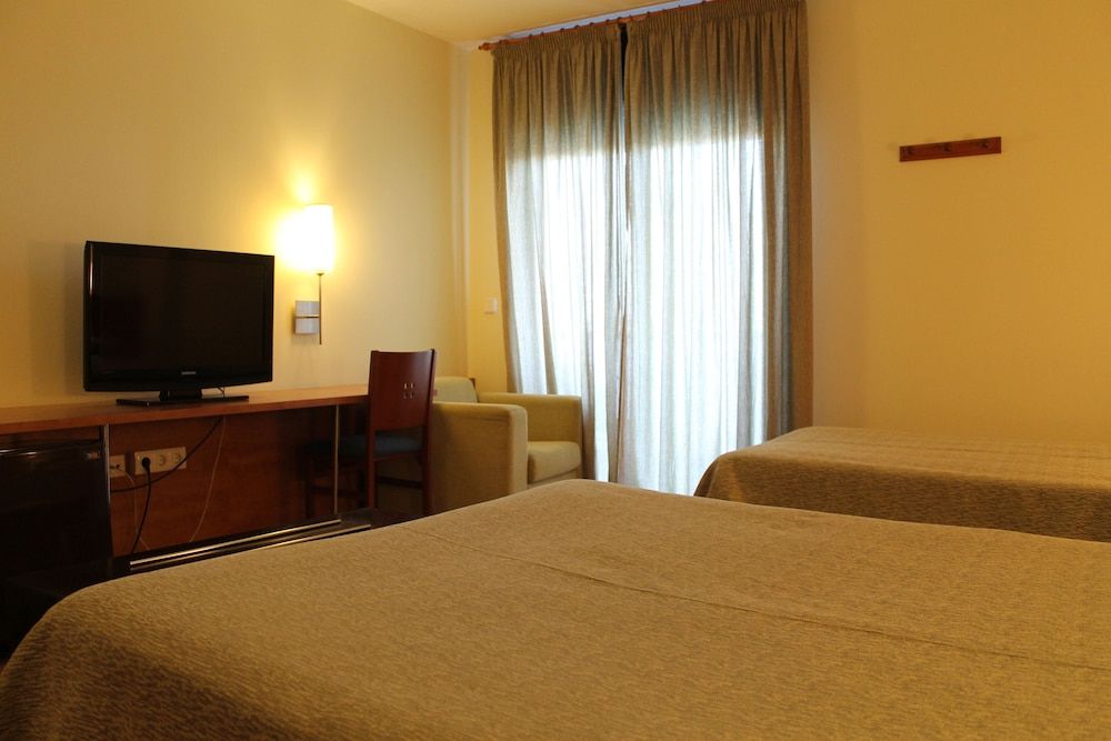 Hotel Flora Parc Double Room (extra bed) 2