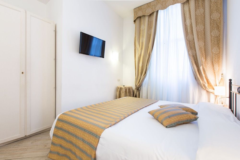 Hotel Agli Artisti Triple Room 3