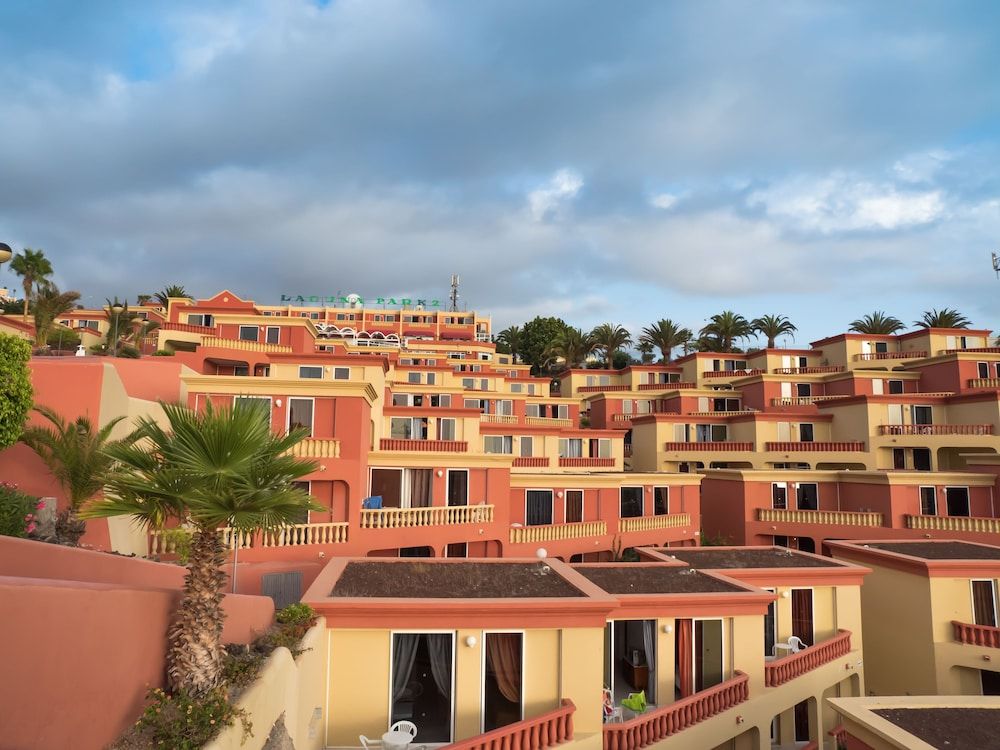 undefined Laguna Park 2 6