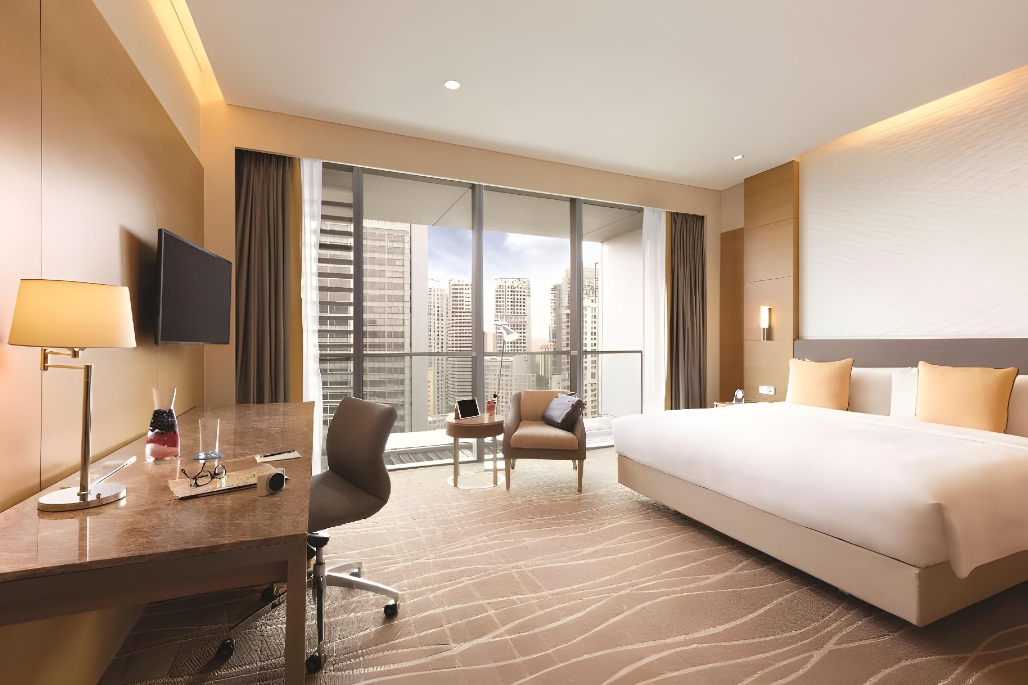 Club Deluxe Double Room