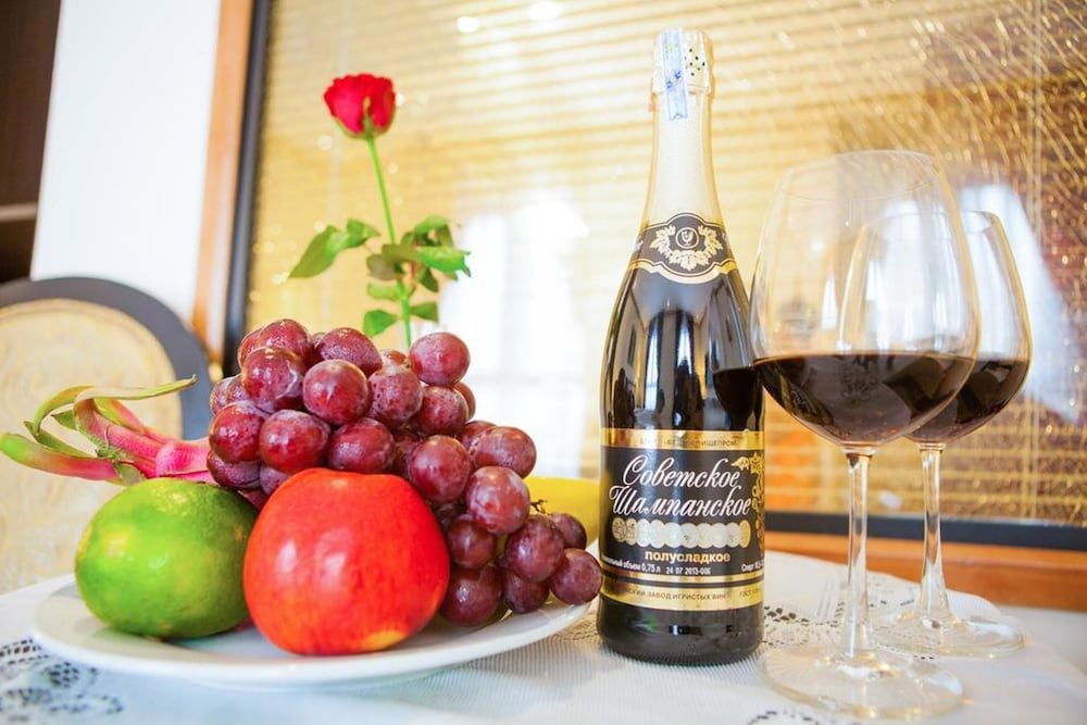 undefined The Pearl Hotel 2