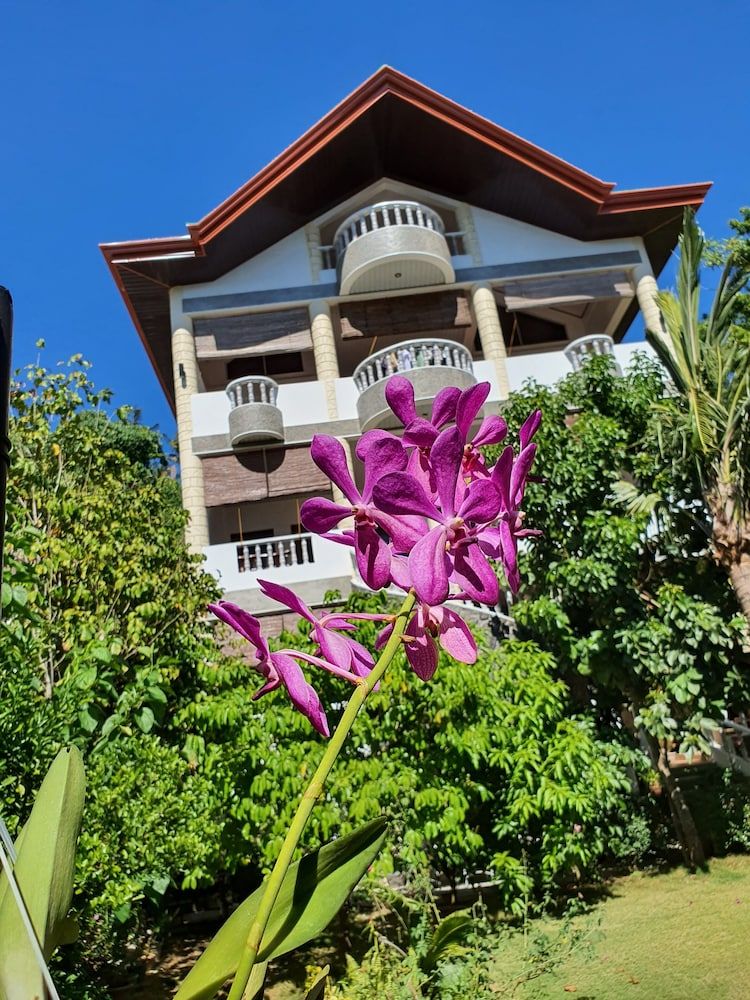 undefined Greenyard Inn 3