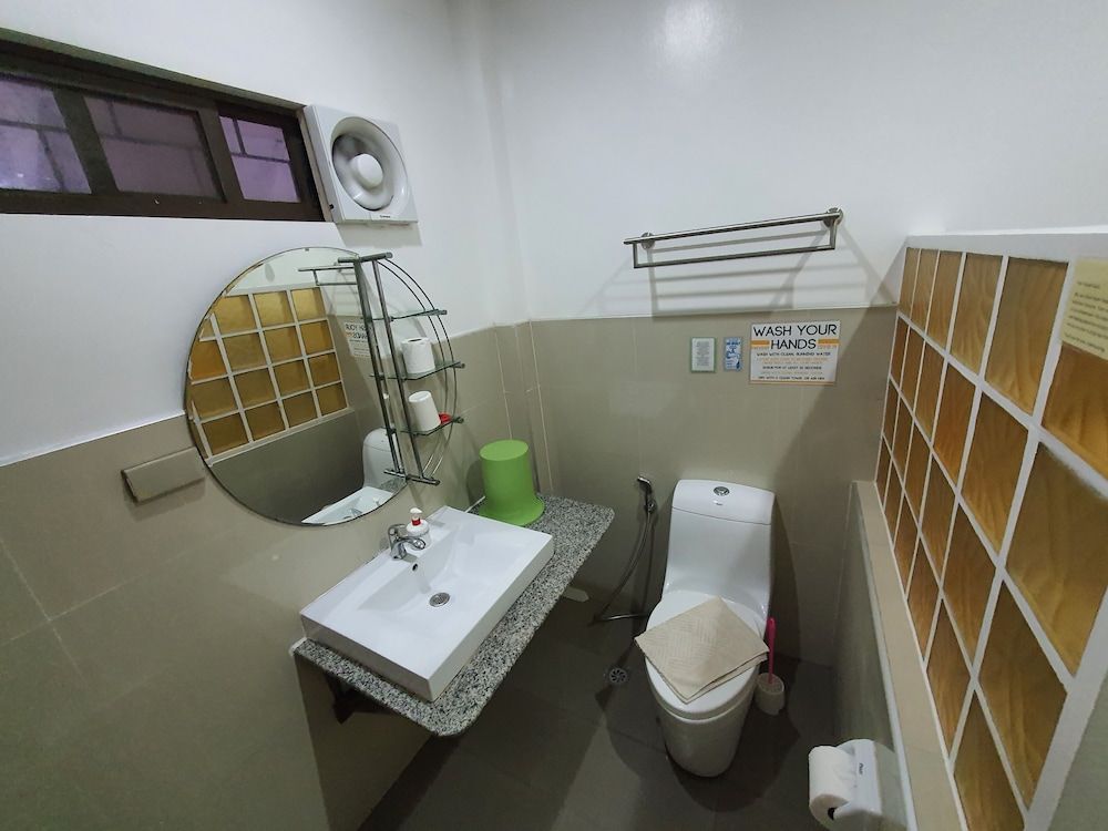 Greenyard Inn Standard Room 4