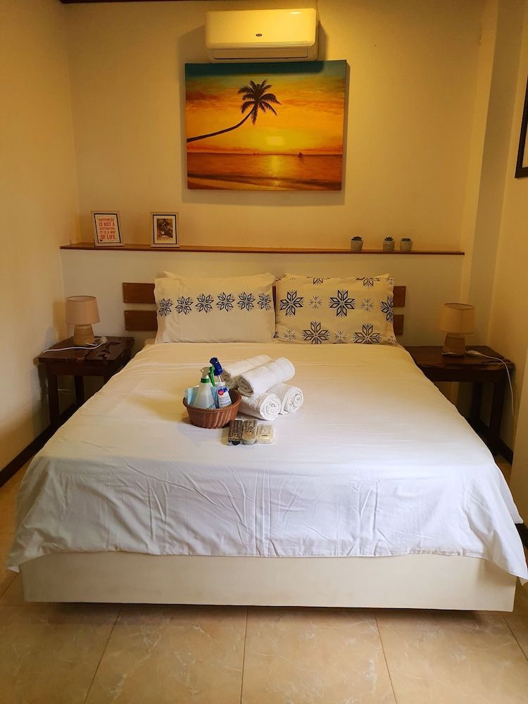 undefined Greenyard Inn 3