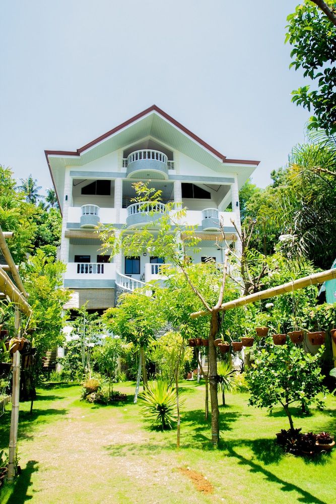 undefined Greenyard Inn 4