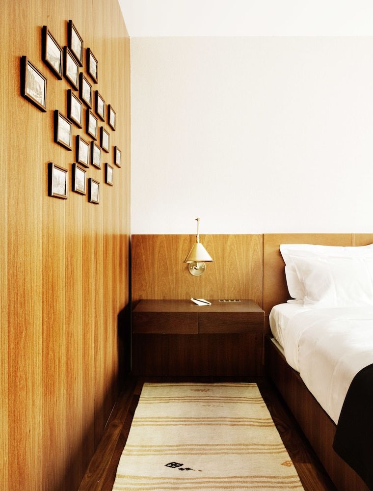 Superior Room, 1 King Bed