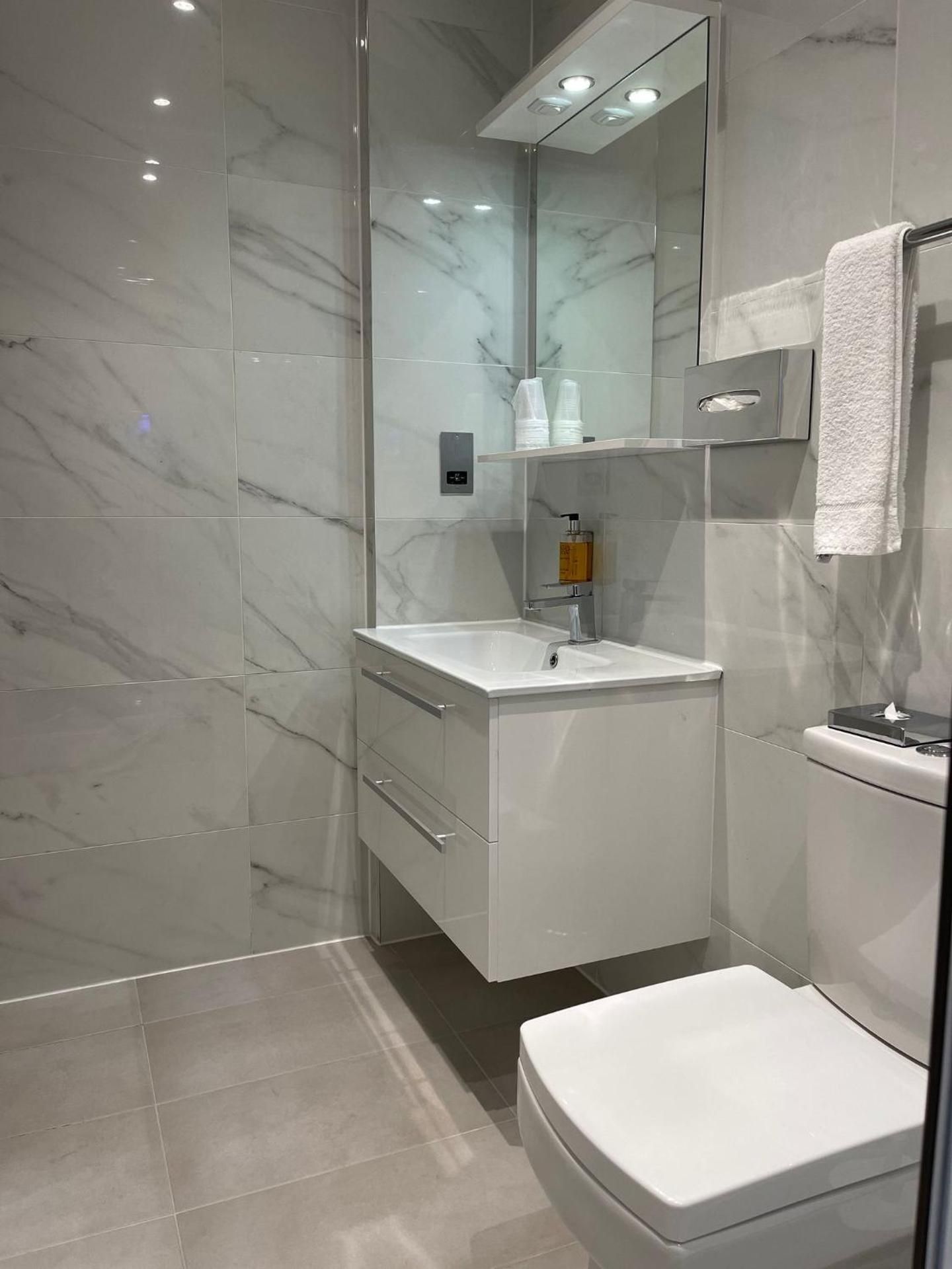 undefined Best Western Buckingham Palace Rd 9