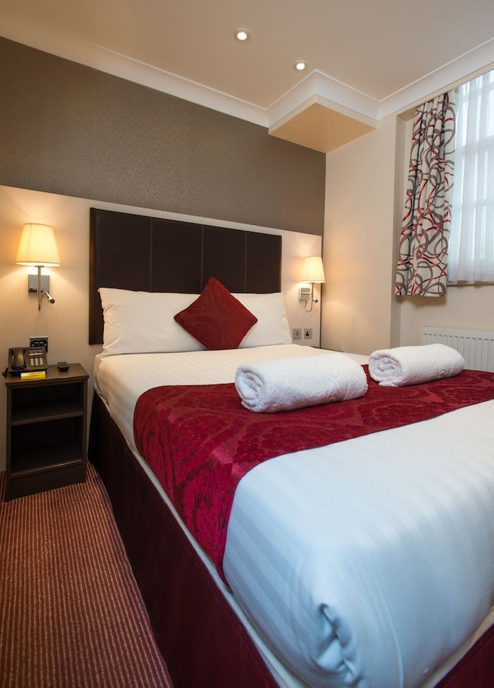 Best Western Buckingham Palace Rd Standard Room, 1 Double Bed, Non Smoking 3