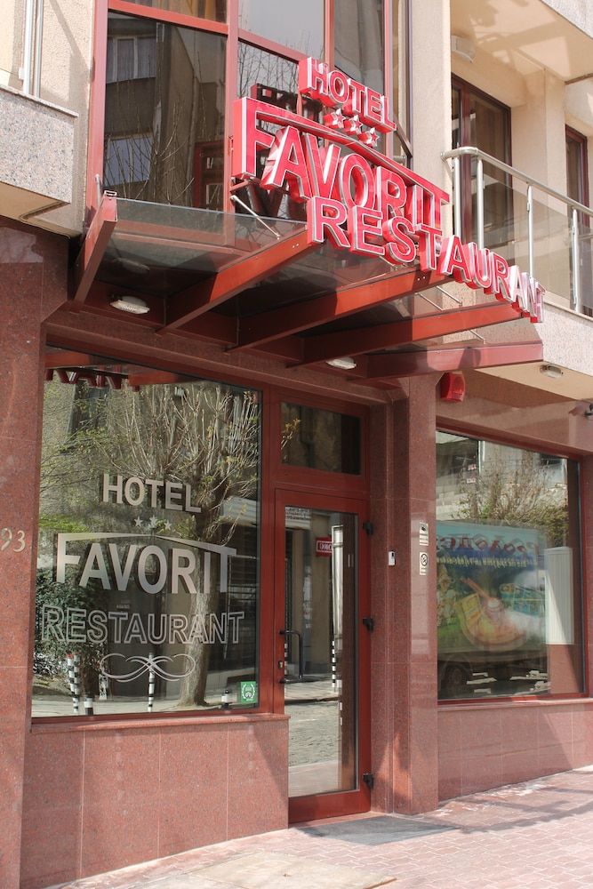 Hotel Favorit