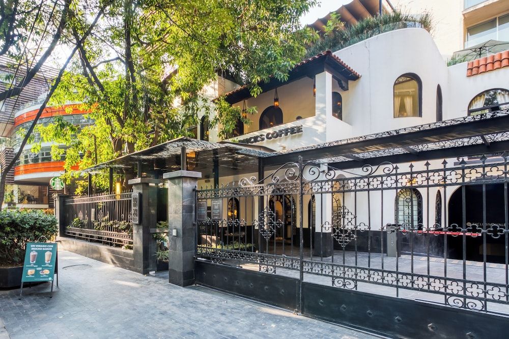 undefined AR 218 Hotel by ULIV 2